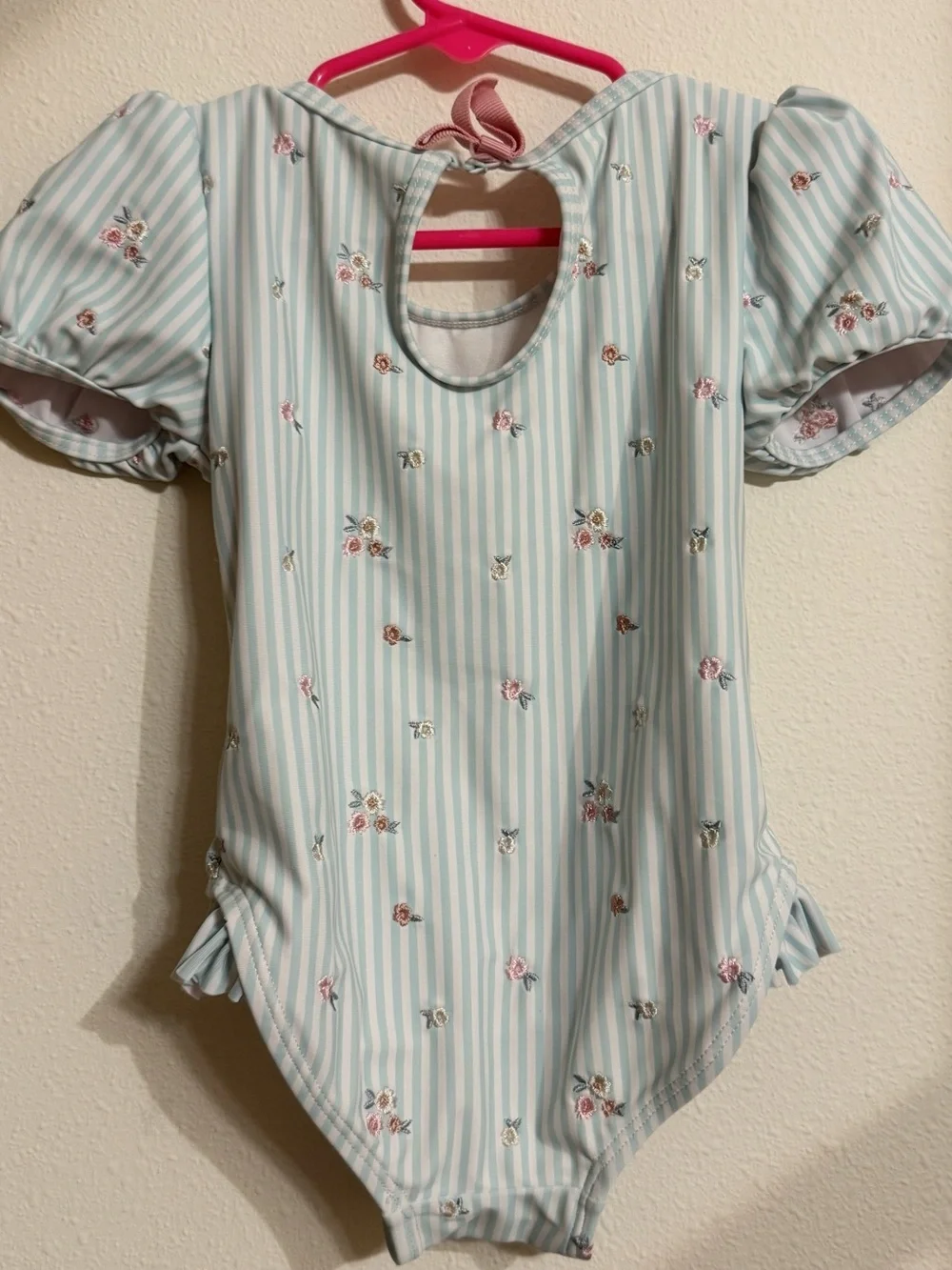 Tommy Bahama Toddler Girl Stripe Floral Puff Sleeve Swimsuit 3T Fits 2T Coquette